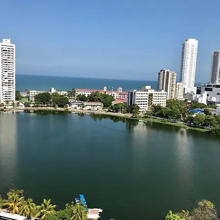 Colonial *